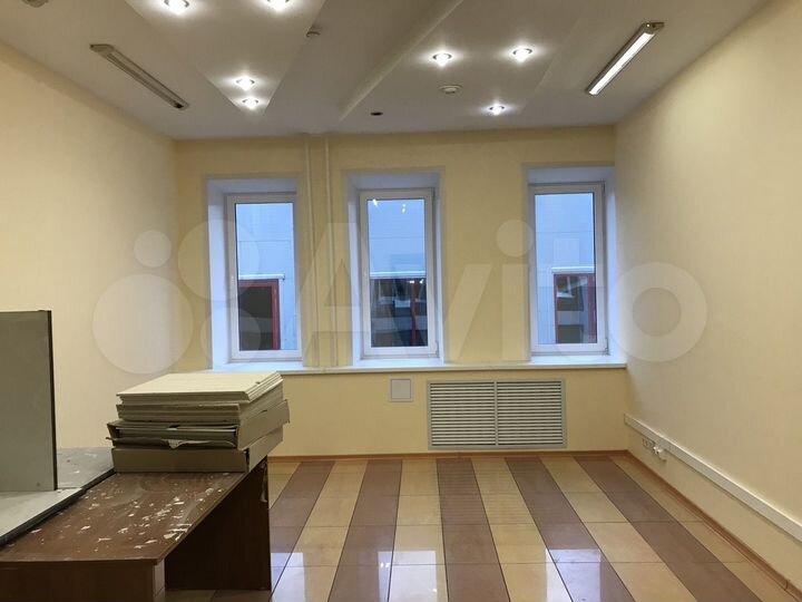 Офисное помещение, 900 м²