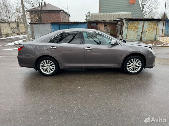 Toyota Camry 2.5 AT, 2015, битый, 185 000 км