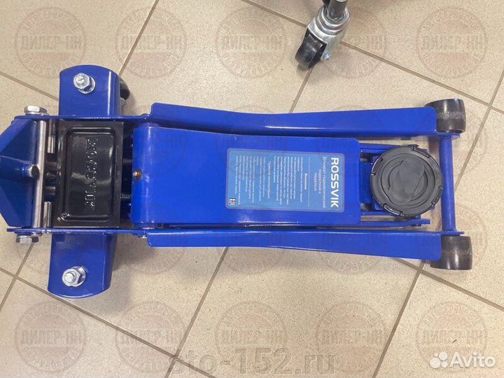 Домкрат подкатной Rossvik 3т низкопроф. 75-505