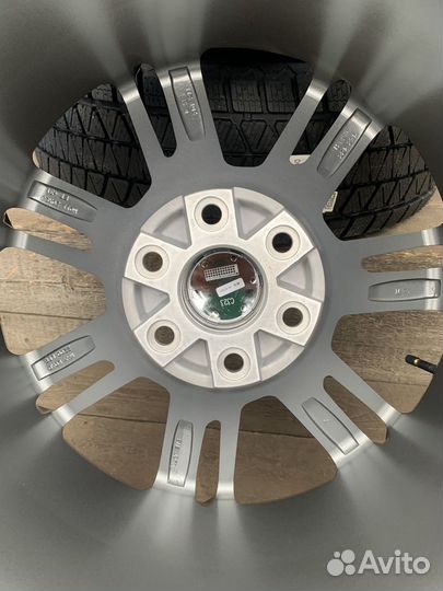 Колеса R20 Cadillac Escalade III