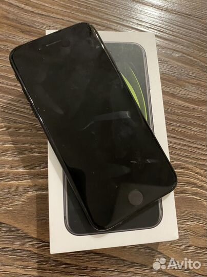 iPhone se 2020 64 gb