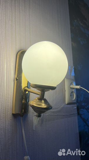 Светильник настенный