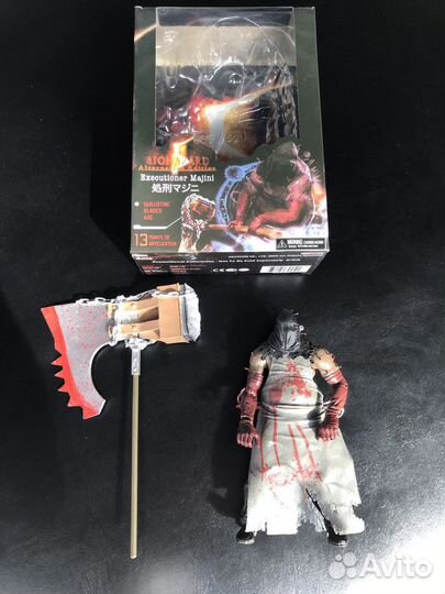 Коллекционная фигурка biohazard 5 палач