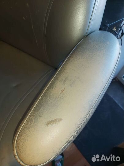 Кресло для педикюра с электроприводом