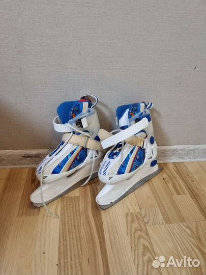 Коньки фигурные