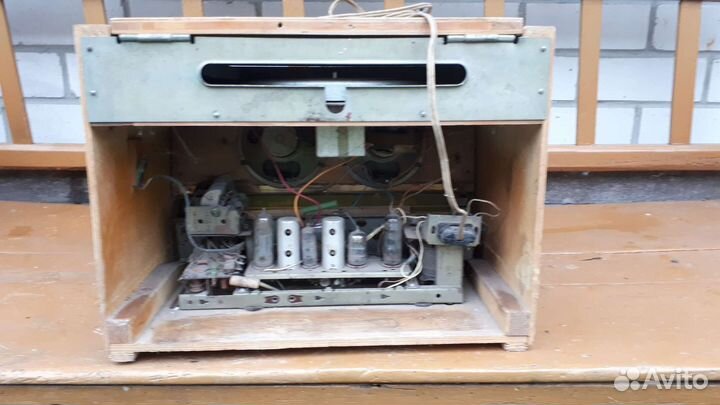 Радиола рекорд 61