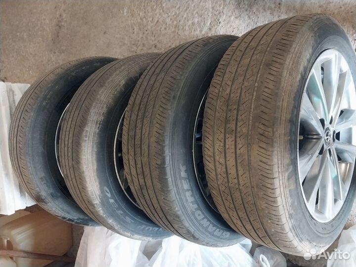 Dunlop Grandtrek ST30 235/55 R18 100