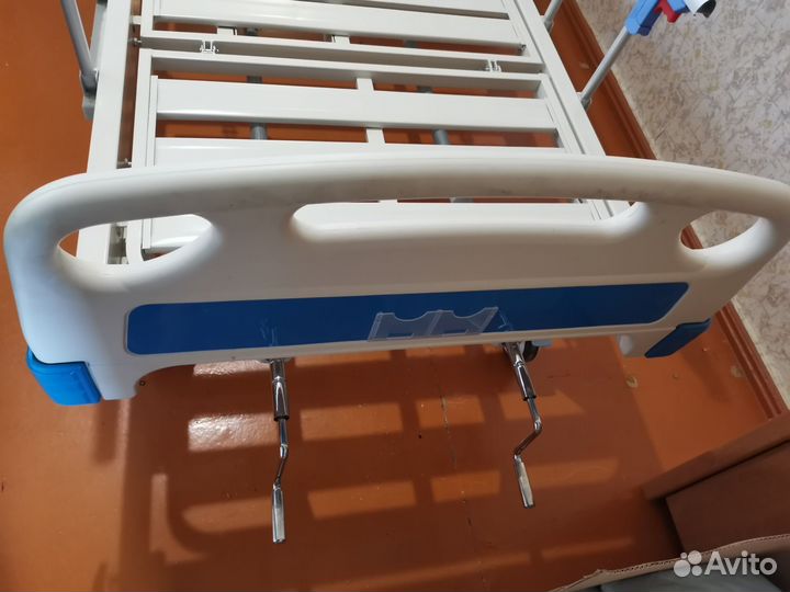 Медицинская кровать для лежачих больных