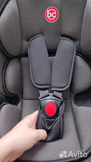 Автомобильное кресло