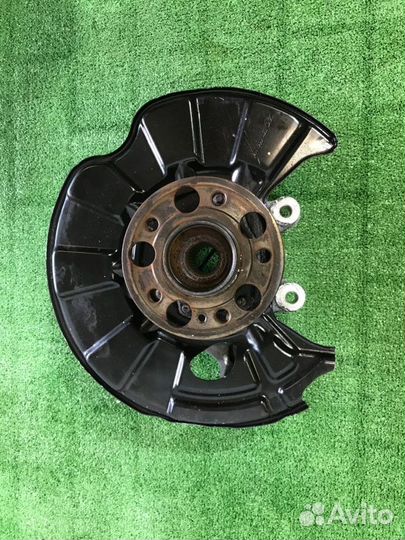 Кулак поворотный задний правый Mercedes-Benz