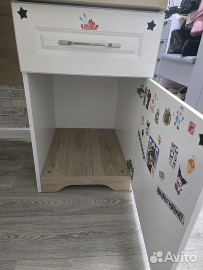 Стол для школьника бу