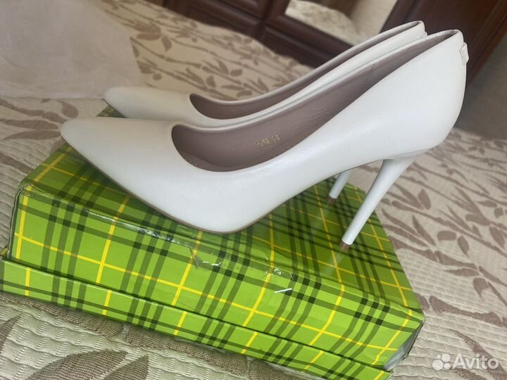 Туфли женские 39 размер