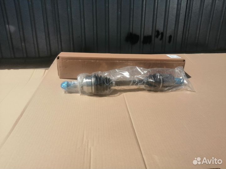 Привод колеса Volkswagen polo