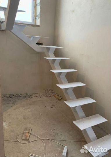 Лестничный каркас под ключ