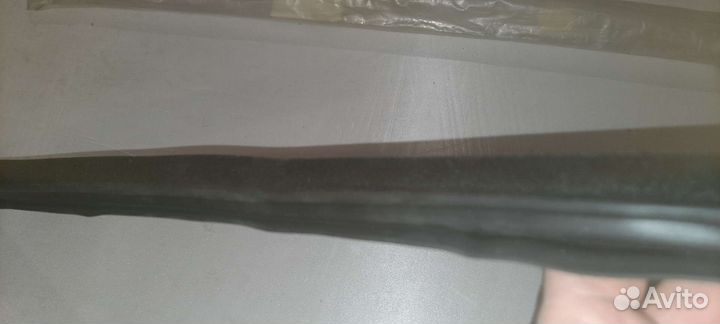 Накладка ст. пер. лев. Ford Focus II (1331931)