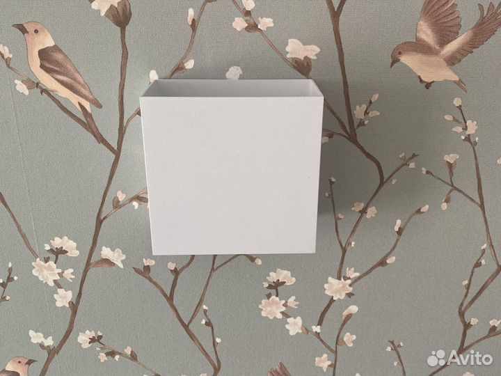 Настенный светильник бра