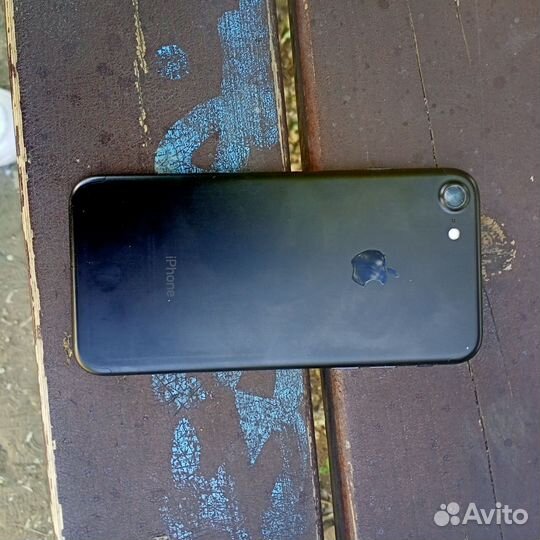 iPhone 7, 128 ГБ