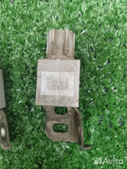 Конденсатор зажигания Toyota Camry V 40 3.5 бензин