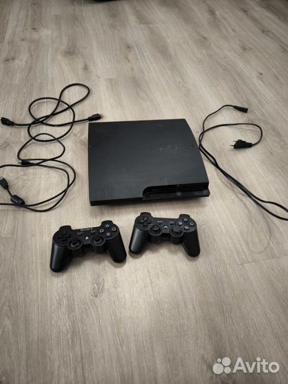 Sony PS3 slim прошитая +2 джойстика