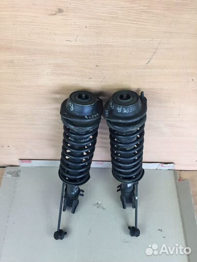 Стойка передняя амортизационная Kia Rio-1, 2004г