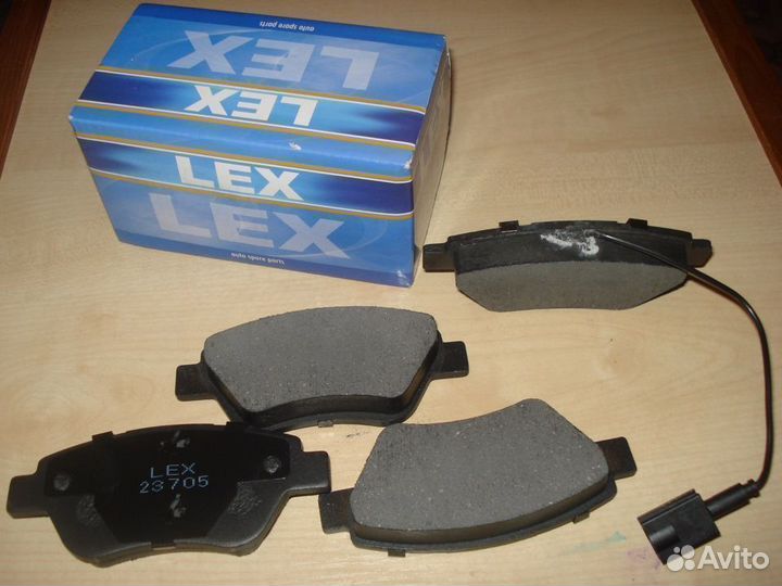 Колодки тормозные передние Fiat Albea Bravo Doblo