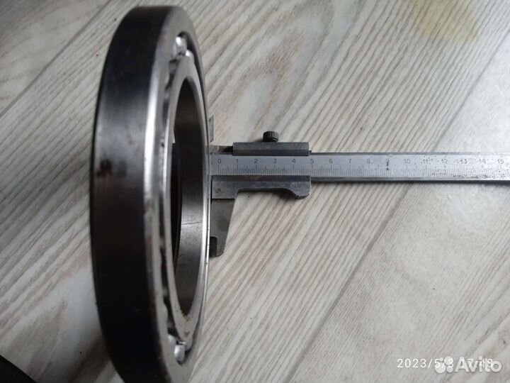 Главный подшипник заднего редуктора