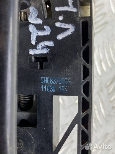 Ручка двери внешняя передняя левая Volkswagen