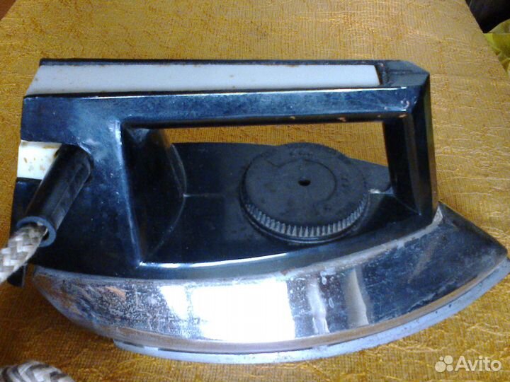 Утюг электрический