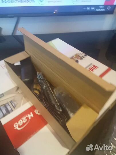 Видеорегистратор на 9 камер