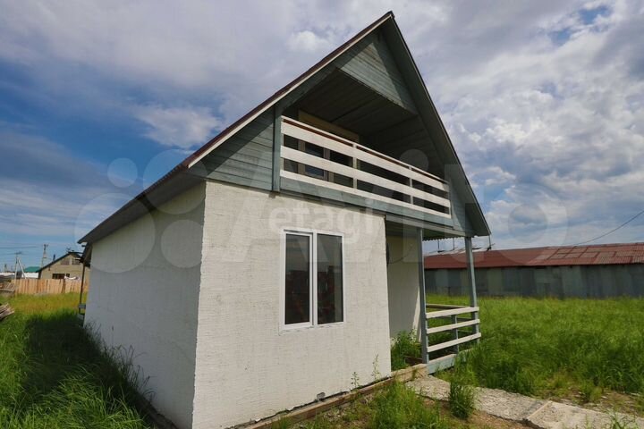 Дом 102 м² на участке 10 сот.