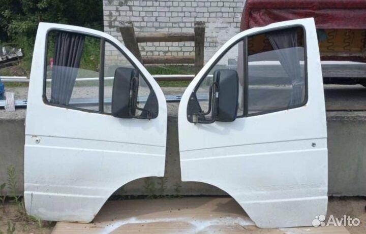 Двери на ГАЗЕЛЬ В сборе