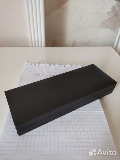 Ручка шариковая подарочная