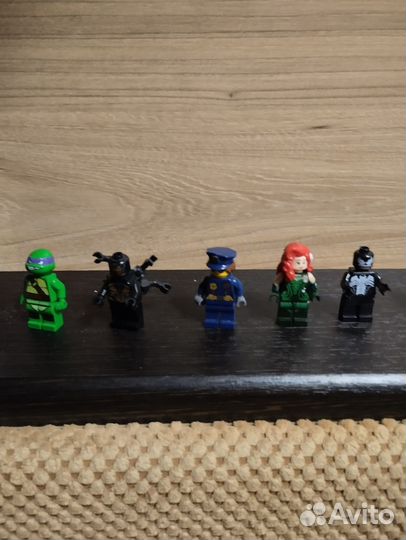 Lego минифигурки