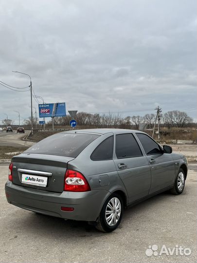 LADA Priora 1.6 МТ, 2011, 200 500 км