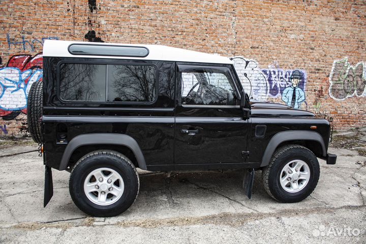 Land Rover Defender 2.4 МТ, 2007, 130 000 км