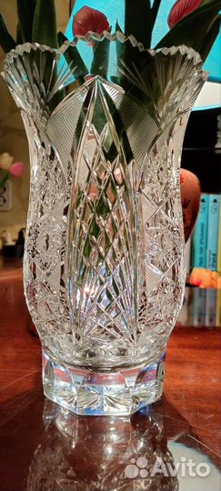 Большая Знаменитая ваза,Толстушка''