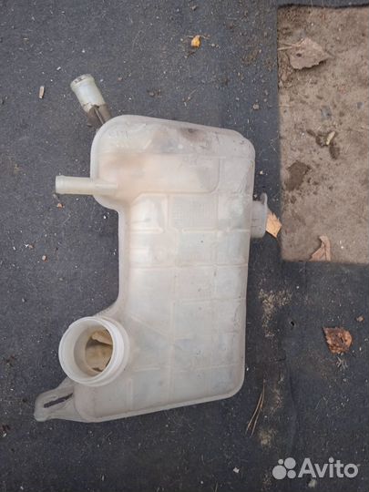 Расширительный бачок Renault Megan 2