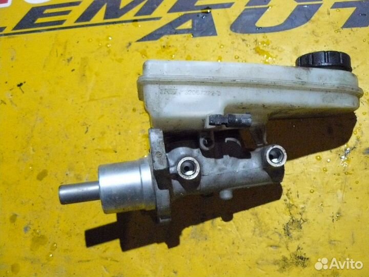 Цилиндр тормозной главный для Mitsubishi Colt Z3