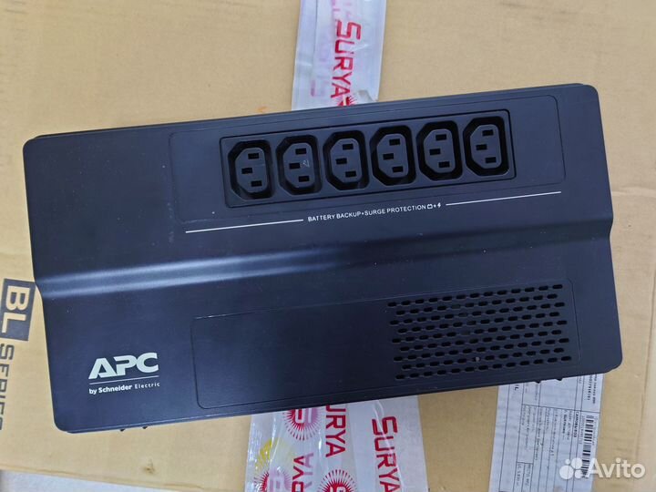 Источник бесперебойного питания APC BV500I