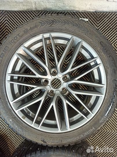 Колеса зима Genesis G70 5x114.3 245/45 R18
