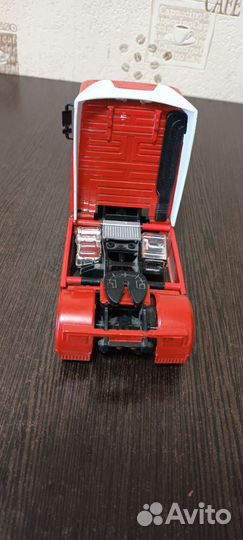 Модель mercedes actros 1/32