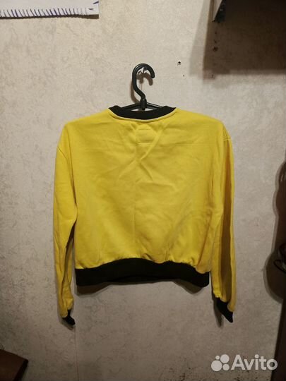 Укороченный свитшот