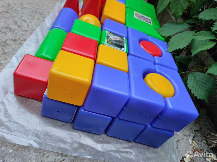 Развивающие игрушки пакетом