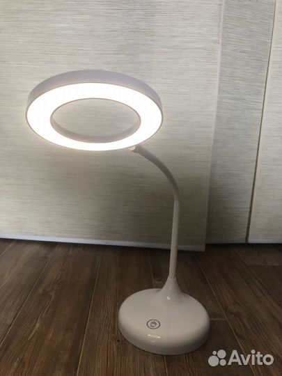 Настольная лампа LED