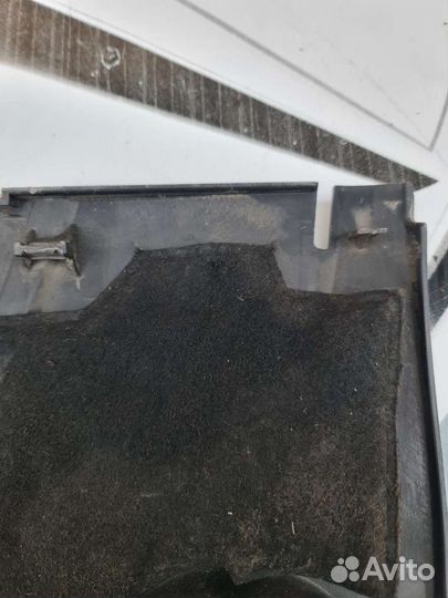 Крышка декоративная двигателя М273 Mercedes W221