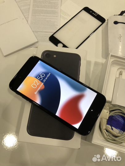 iPhone 7, 32 ГБ