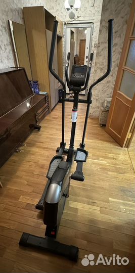 Эллиптический тренажер UnixFit SL 470 E черный