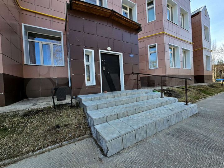 4-к. квартира, 139,1 м², 1/2 эт.