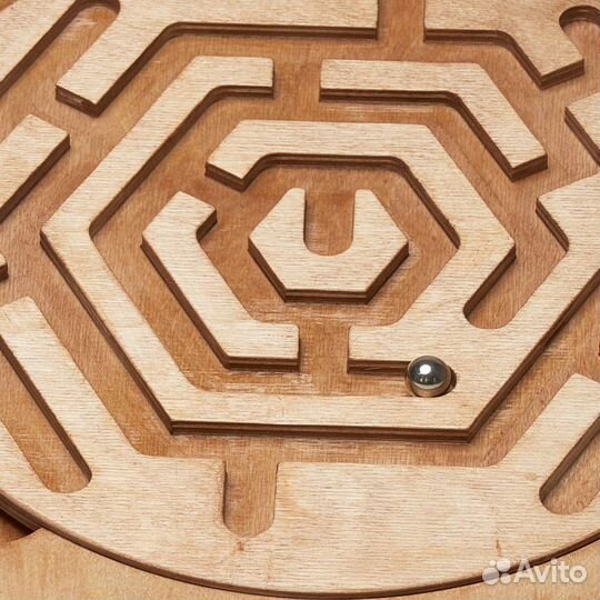 Балансировочная доска с лабиринтом