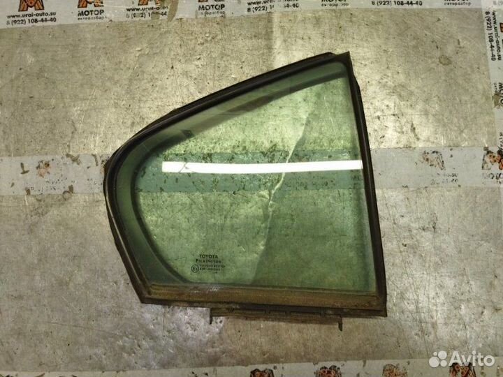 Стекло двери заднее правое Toyota Avensis 3 седан